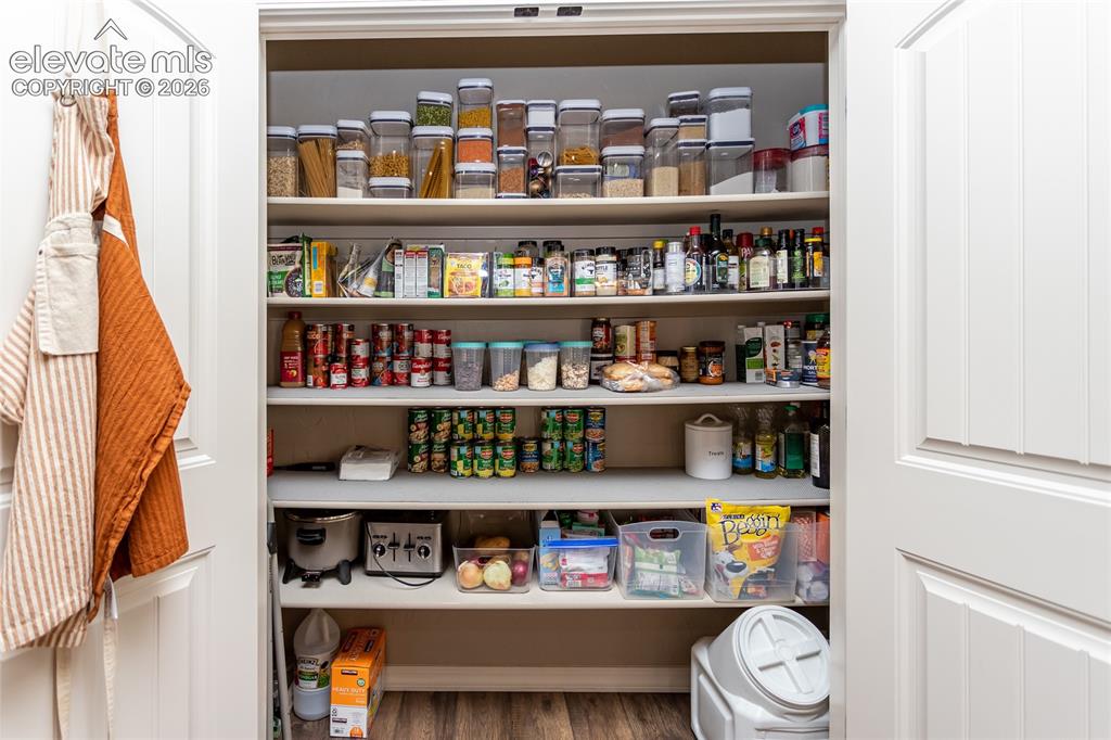 Image 11 of 33: Pantry