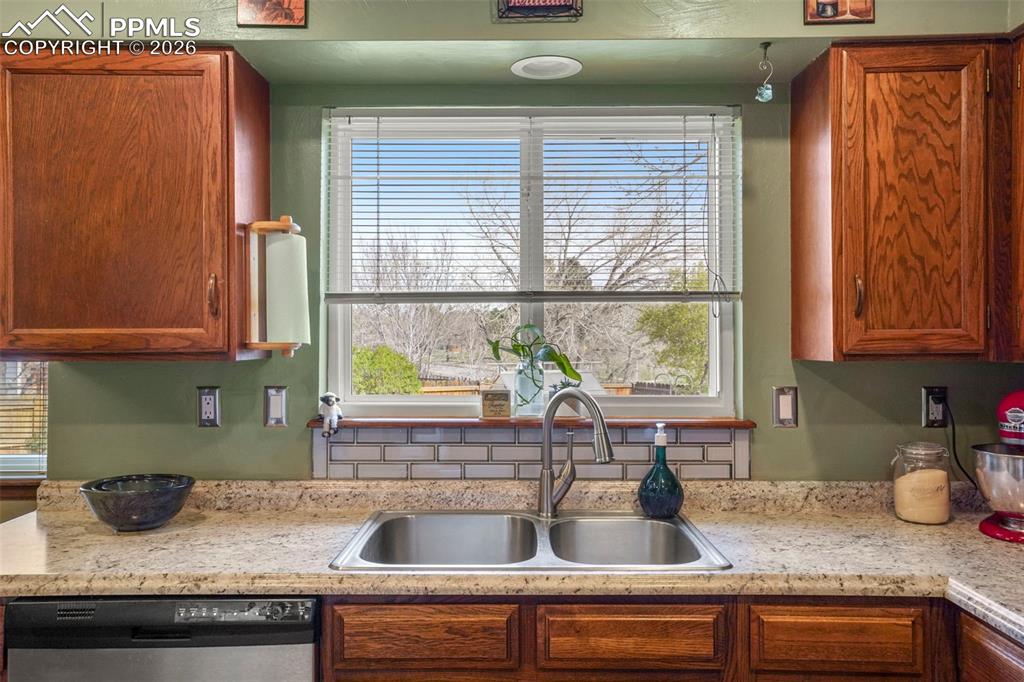 Image 12 of 40: No Description Available