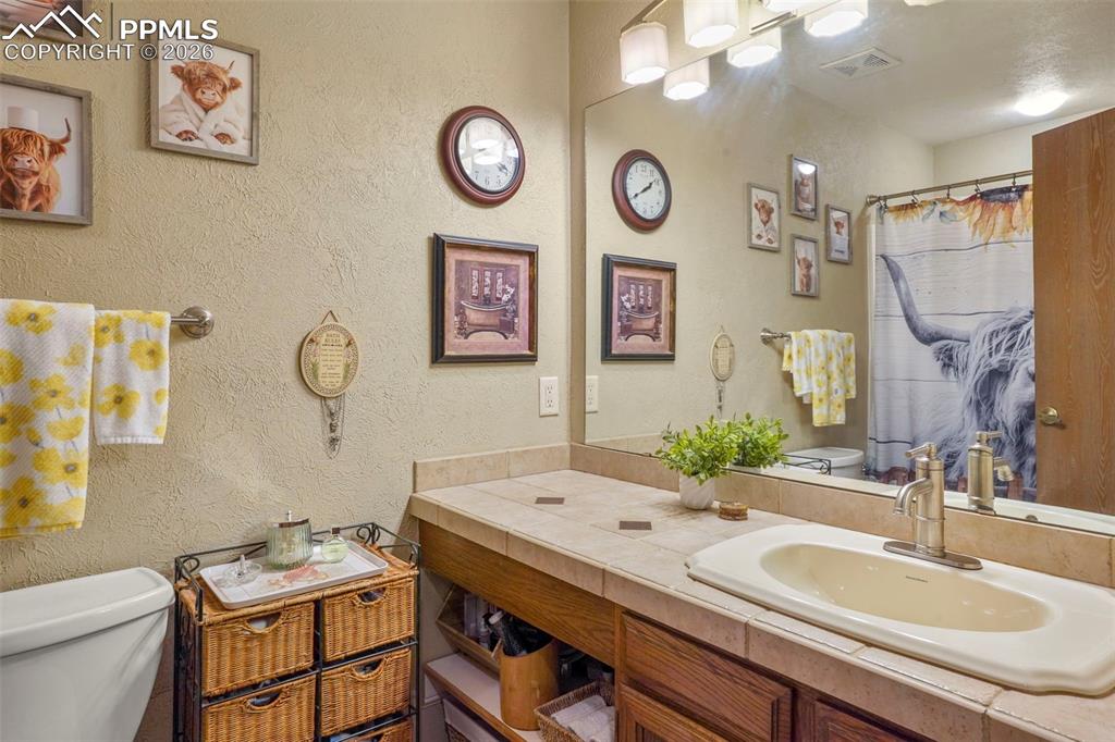 Image 18 of 40: No Description Available