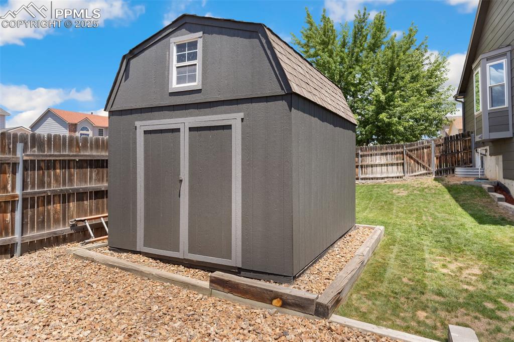 Image 30 of 33: One of two storage sheds - insulated and drywalled