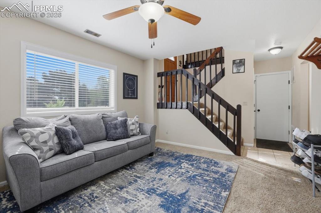 Image 30 of 42: Living Room