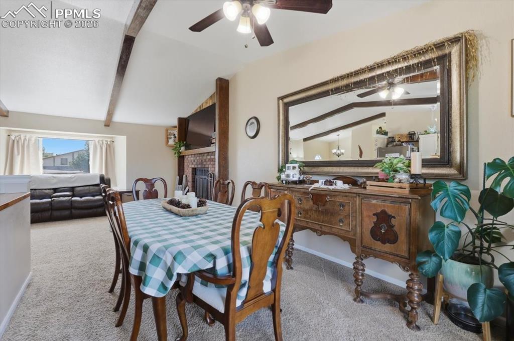 Image 7 of 42: Dining Area