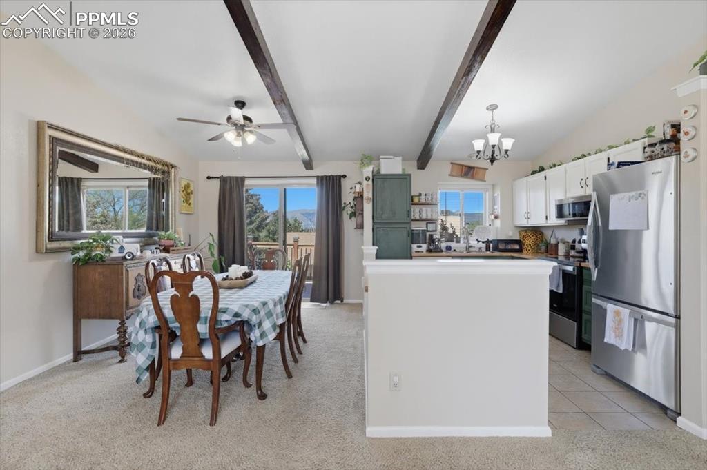 Image 9 of 42: Kitchen