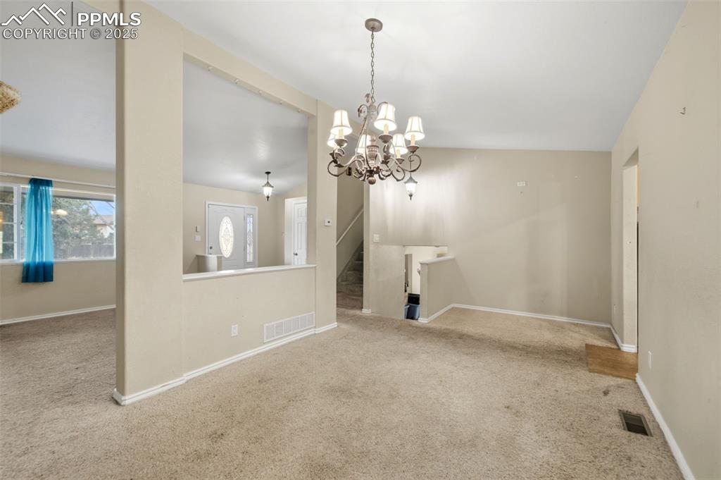 Image 11 of 43: Dining Room