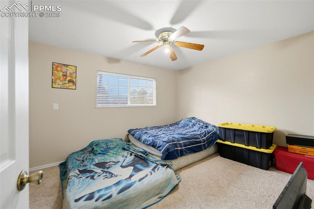 Image 18 of 43: Bedroom