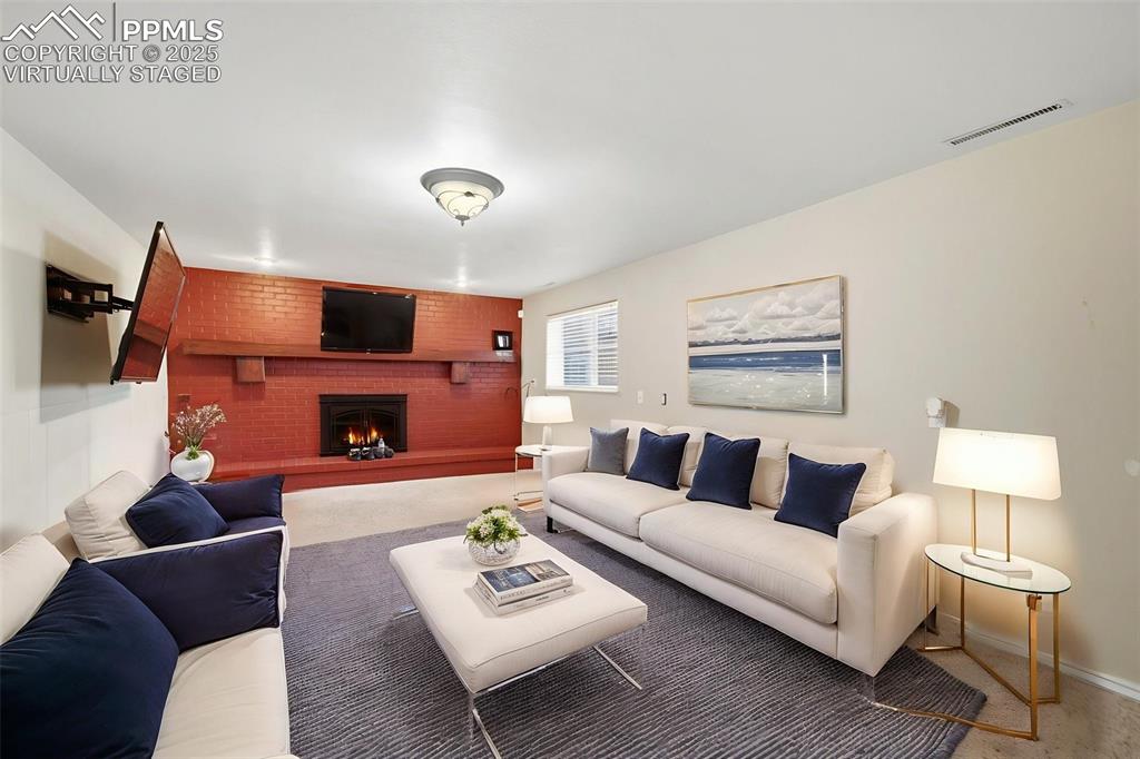 Image 24 of 43: Virtually staged