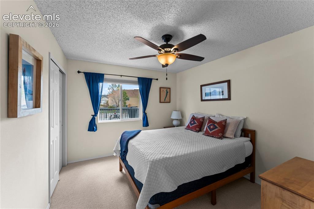 Image 15 of 45: Bedroom