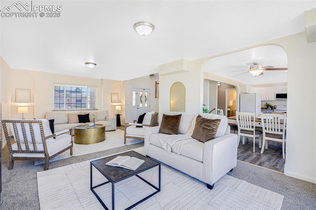 Image 5 of 33: Living Room