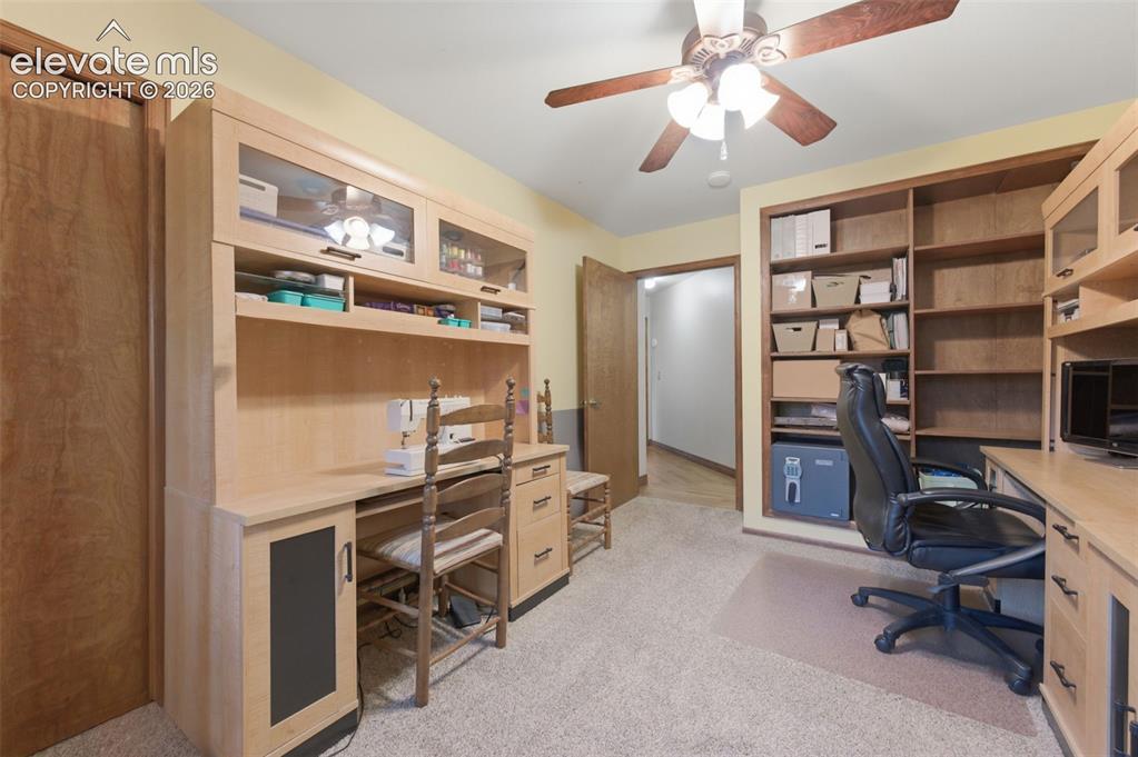 Image 17 of 50: Bedroom/Office