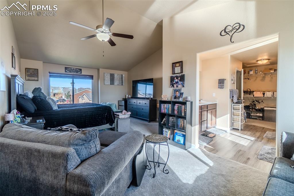 Image 24 of 48: Living Room