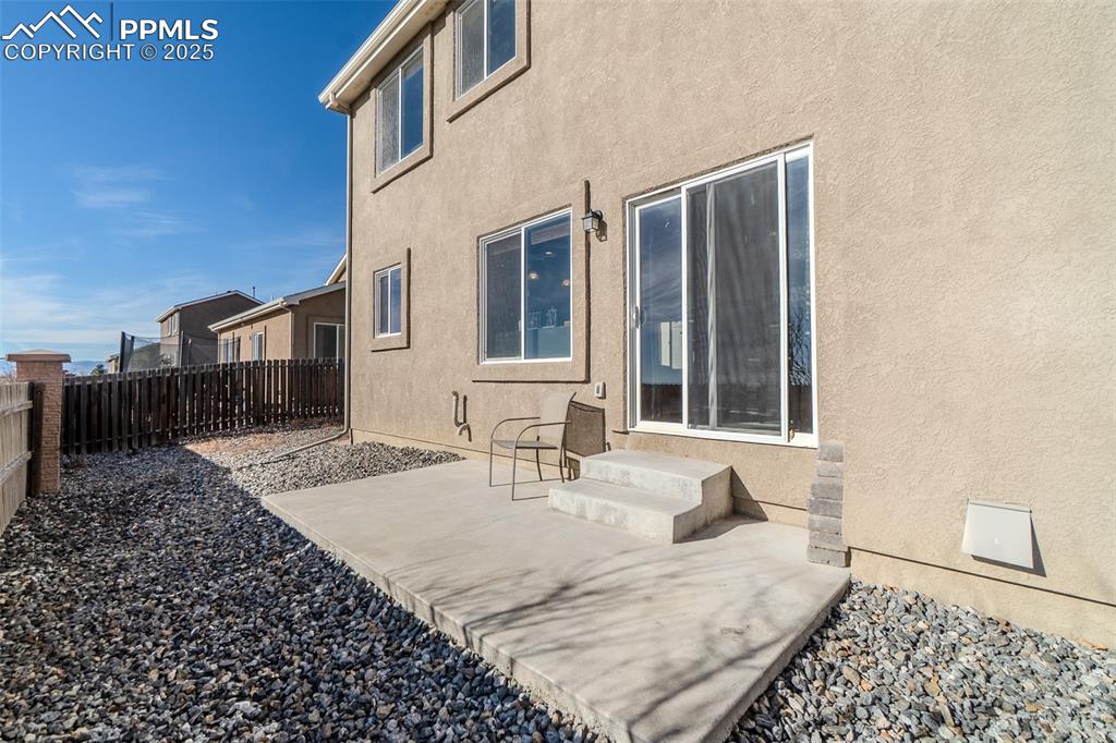 Image 38 of 48: Back of Structure