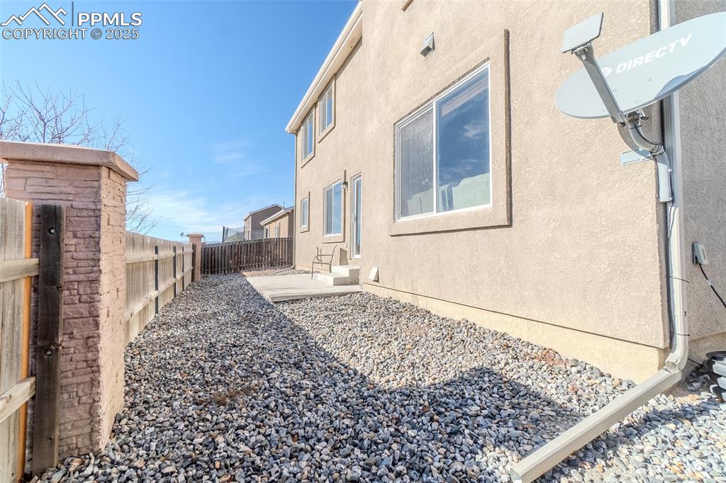 Image 39 of 48: Back of Structure