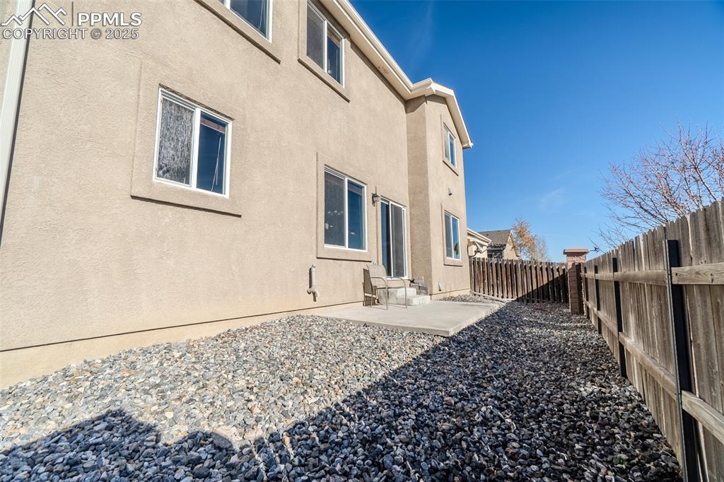 Image 40 of 48: Back of Structure