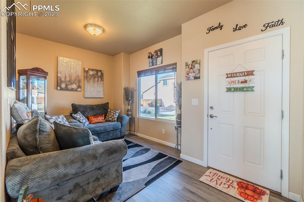 Image 6 of 48: Entry