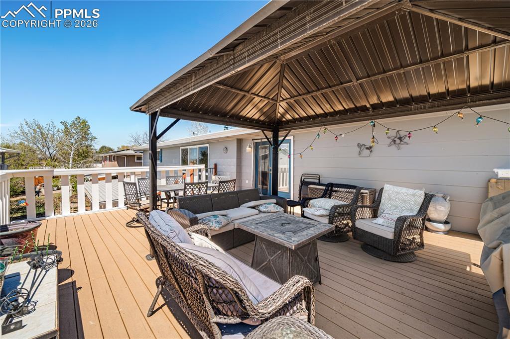 Image 30 of 31: Basement