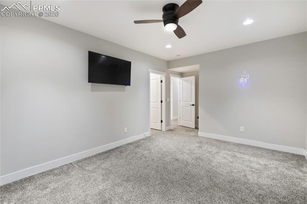 Image 27 of 41: Basement Bedroom #3