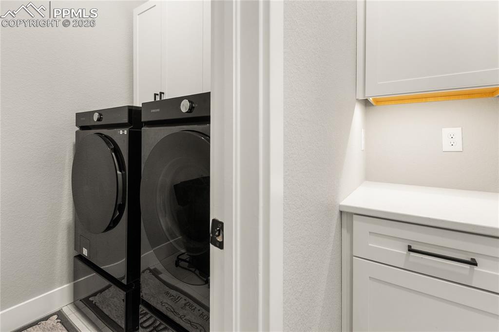 Image 41 of 41: Main level laundry