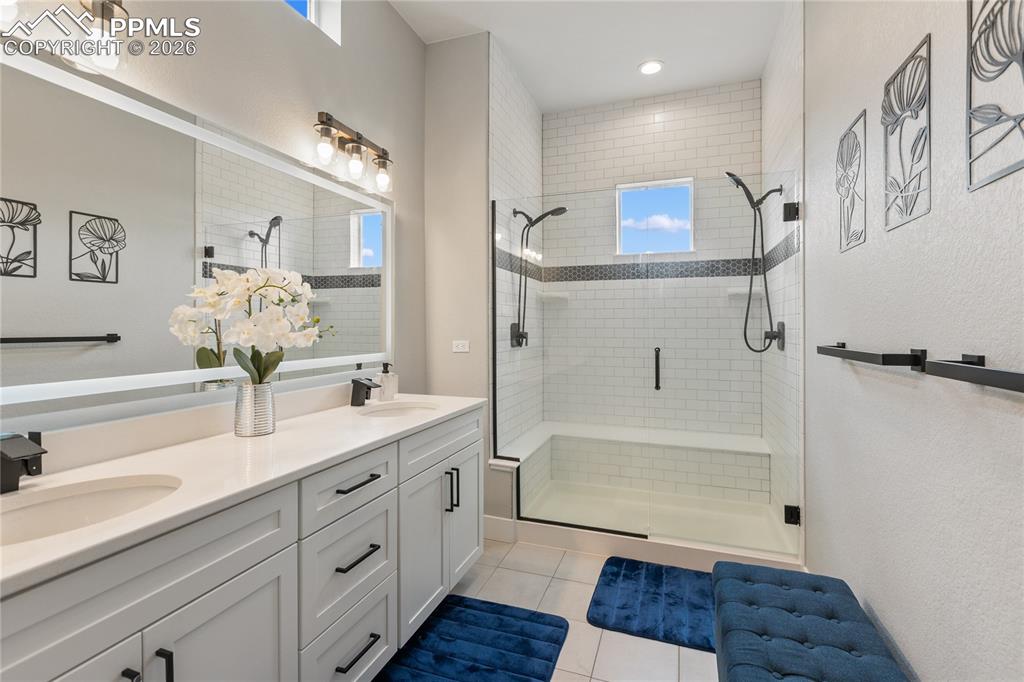 Image 8 of 41: Spa style bathroom