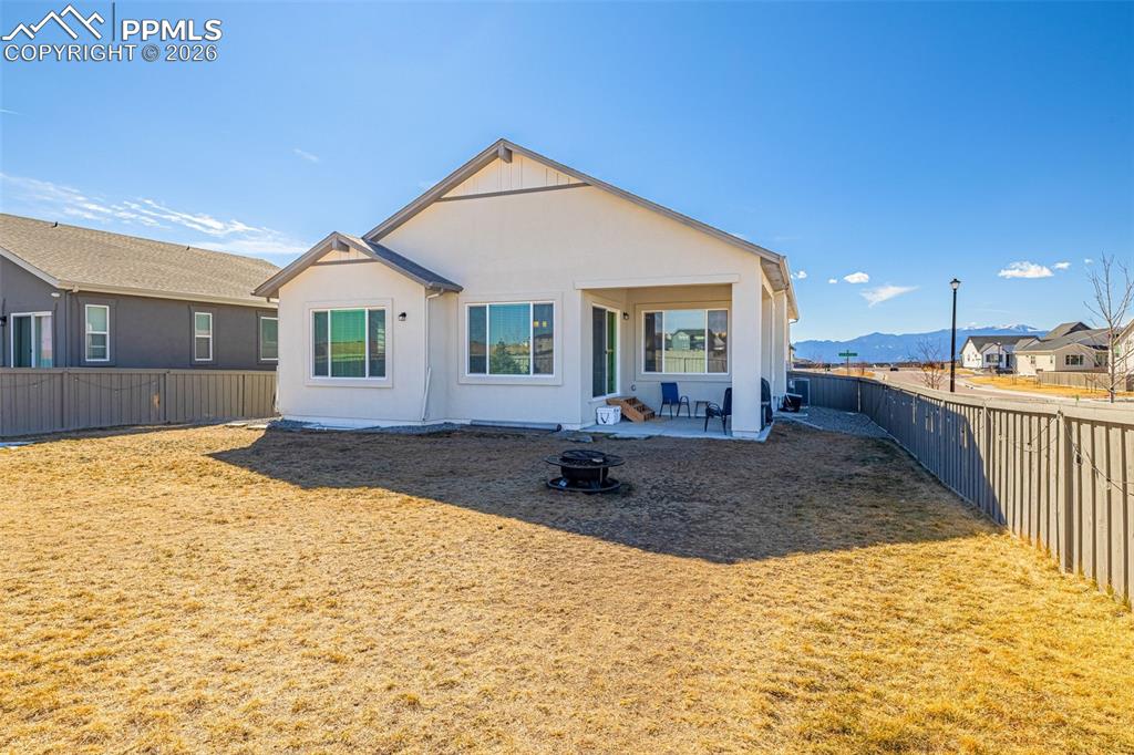 Image 46 of 50: Back of Structure