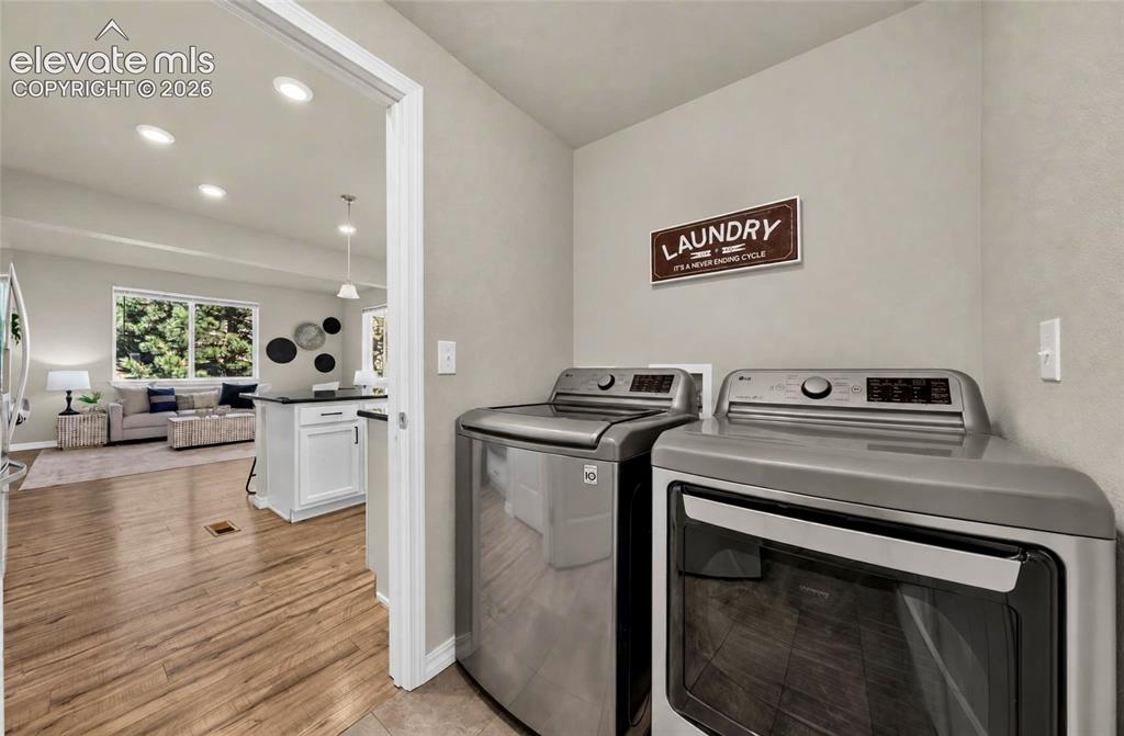 Image 16 of 41: Dedicated laundry area 