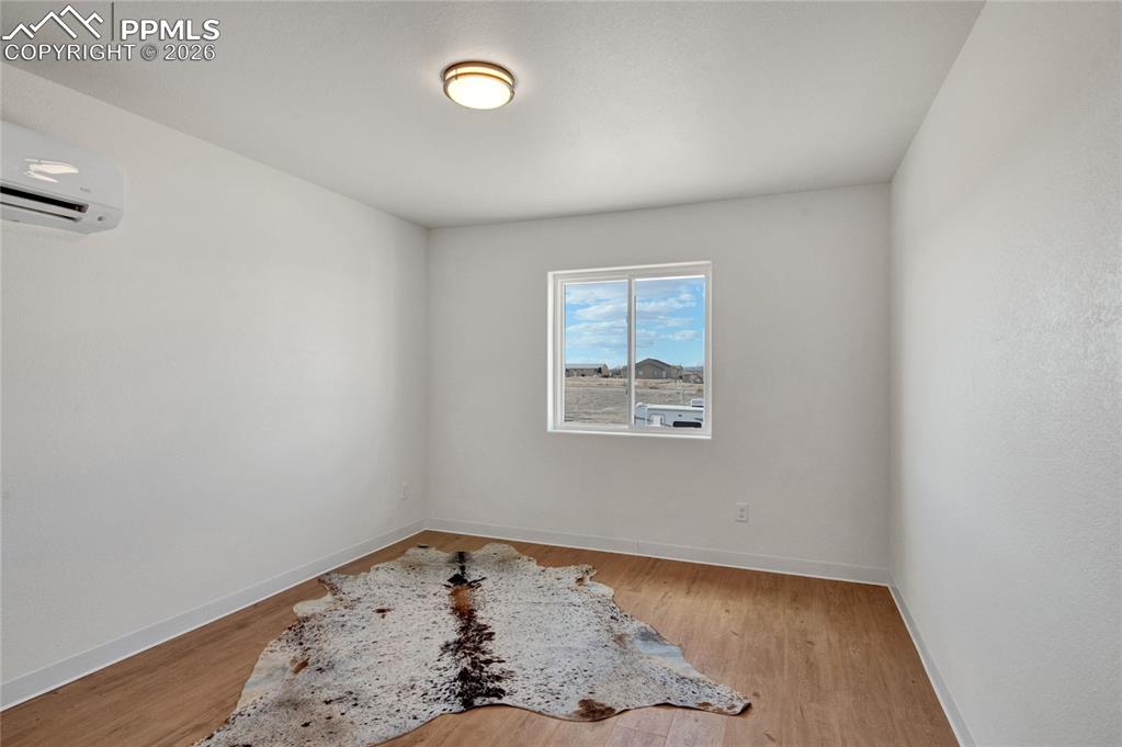 Image 19 of 22: Photos are from a similar build