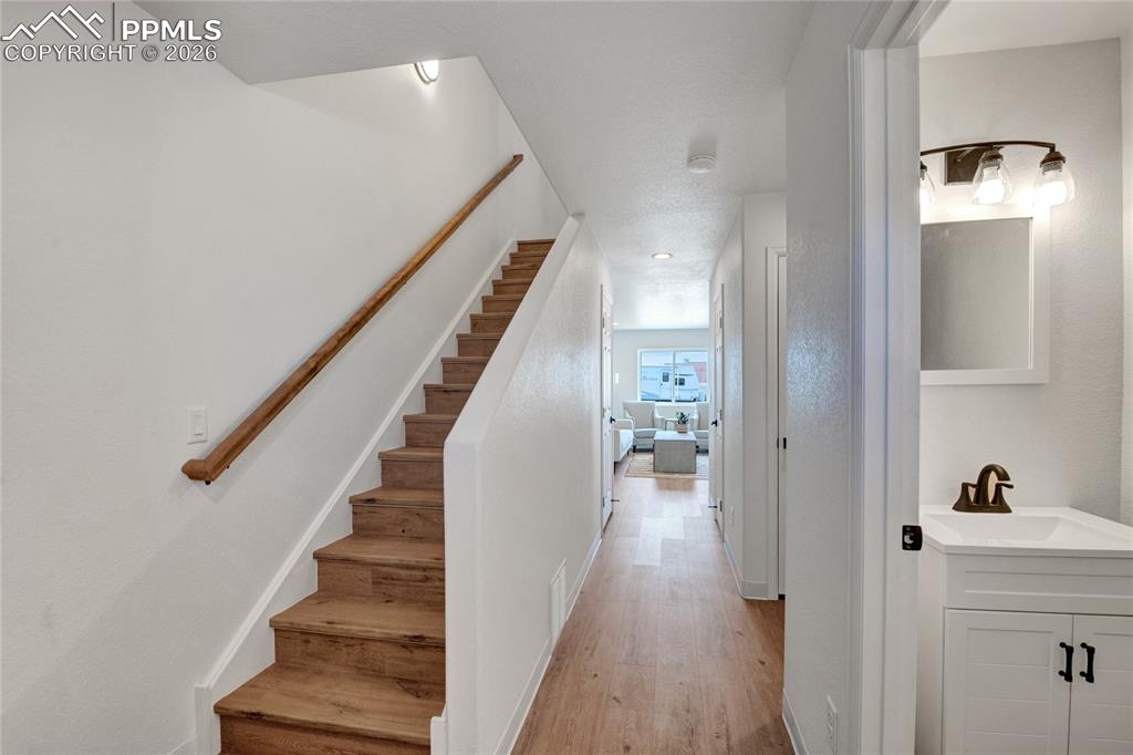 Image 5 of 22: Photos are from a similar build