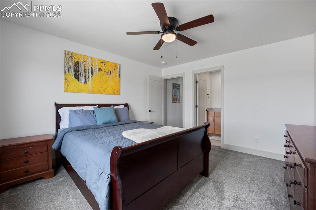 Image 36 of 45: Bedroom