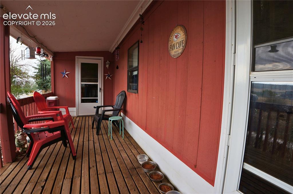 Image 11 of 47: Deck