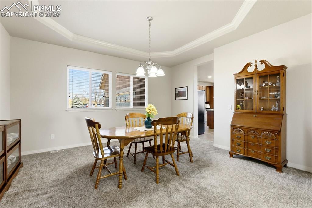 Image 13 of 48: Dining Area