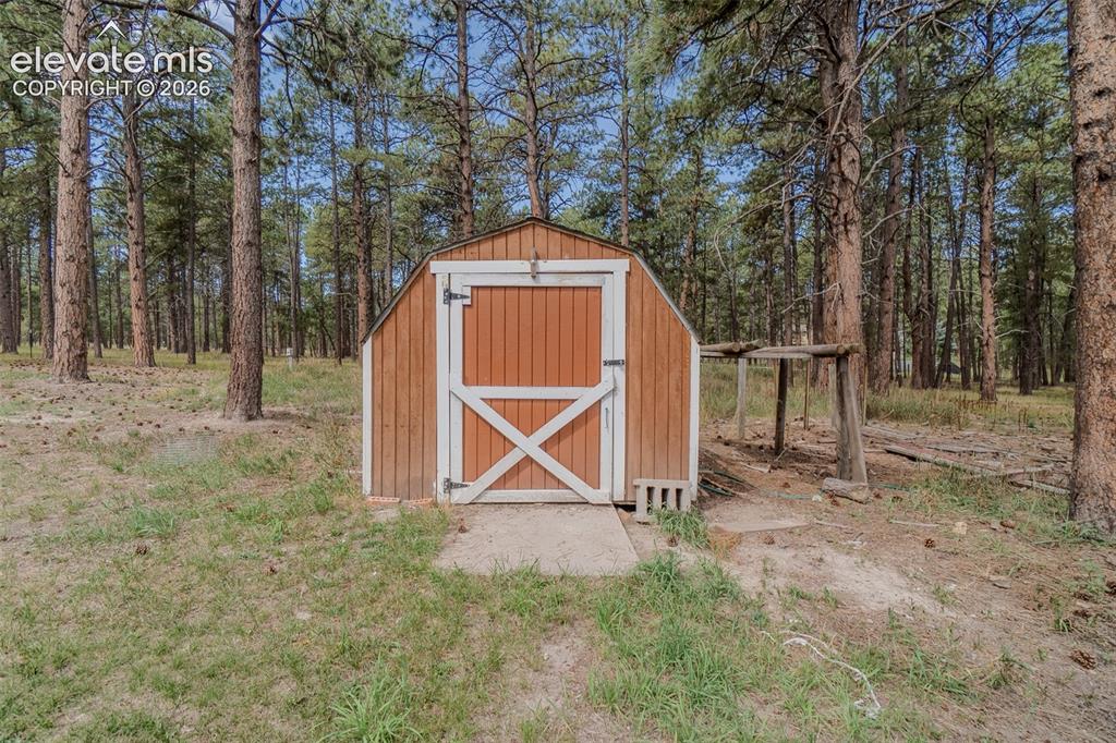Image 45 of 49: Shed