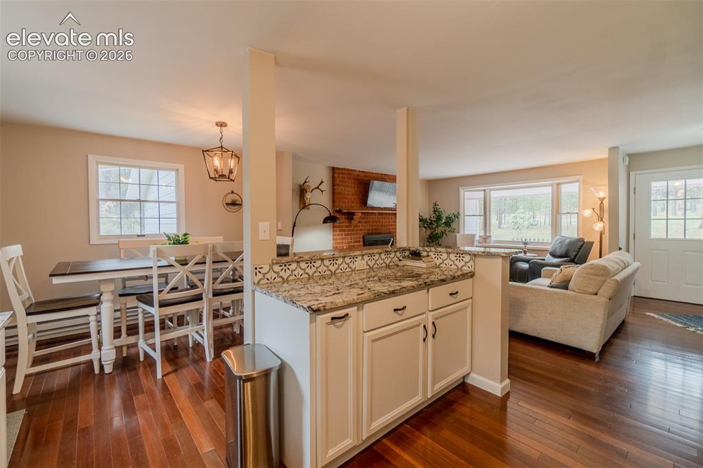 Image 8 of 49: Kitchen