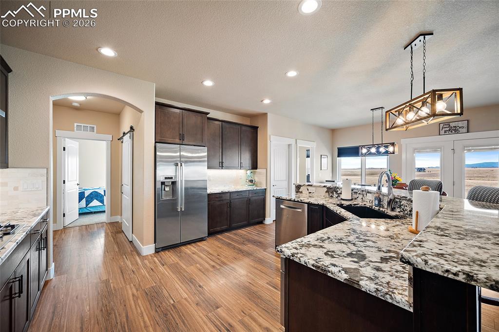 Image 5 of 49: Kitchen