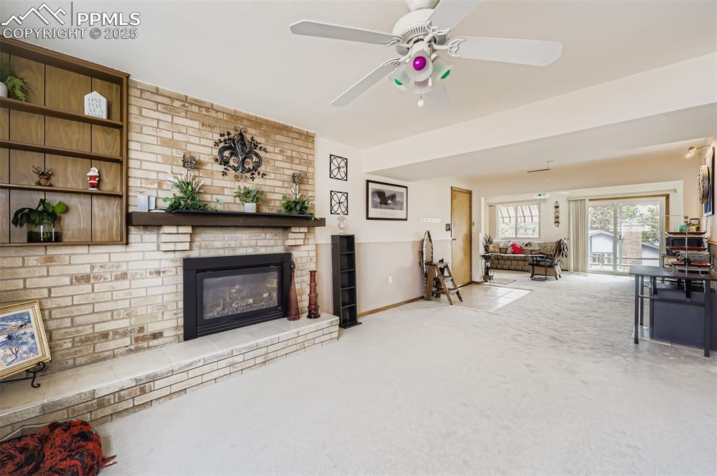 Image 14 of 28: Living Room