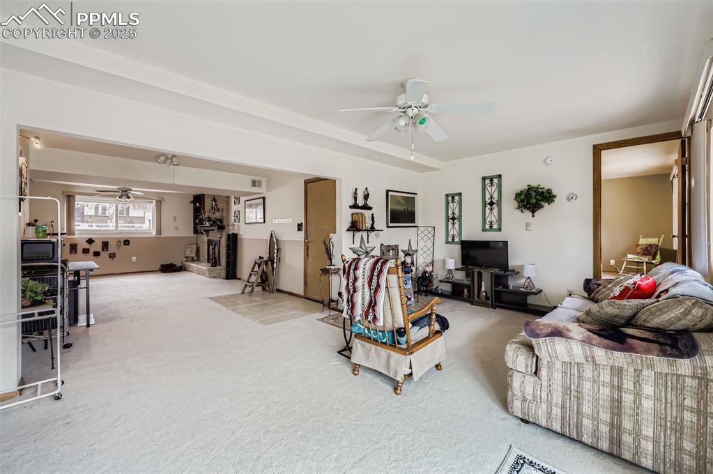 Image 16 of 28: Living Room