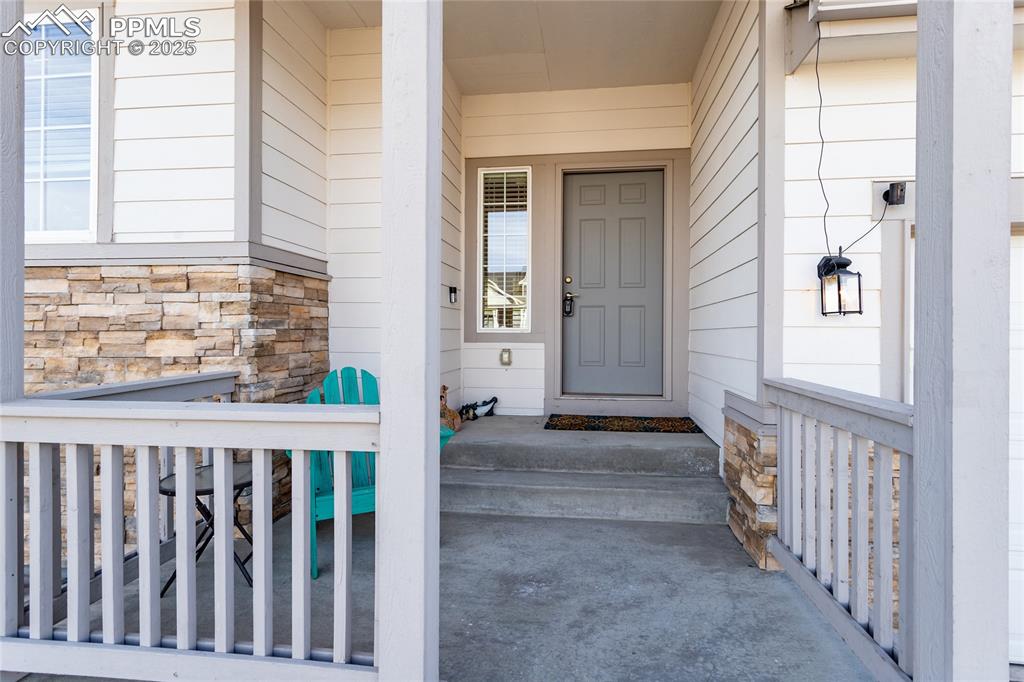 Image 6 of 37: Entry