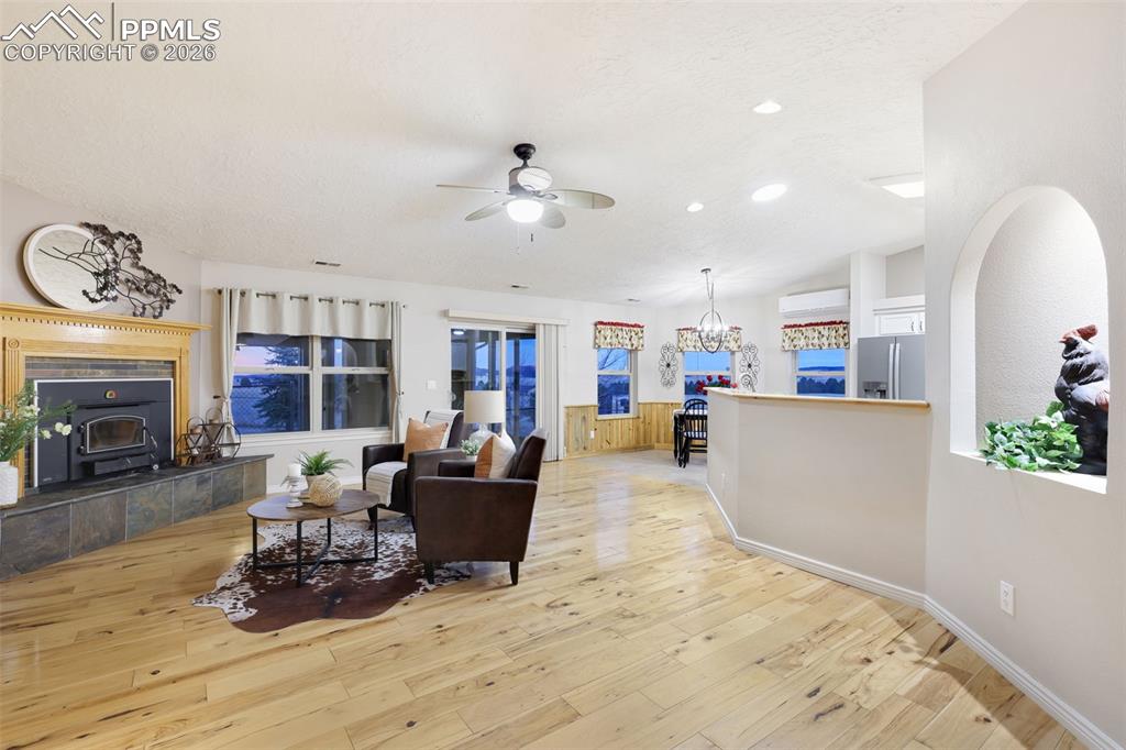 Image 14 of 50: No Description Available