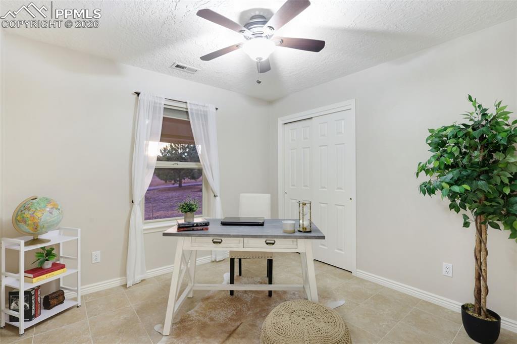 Image 35 of 50: No Description Available