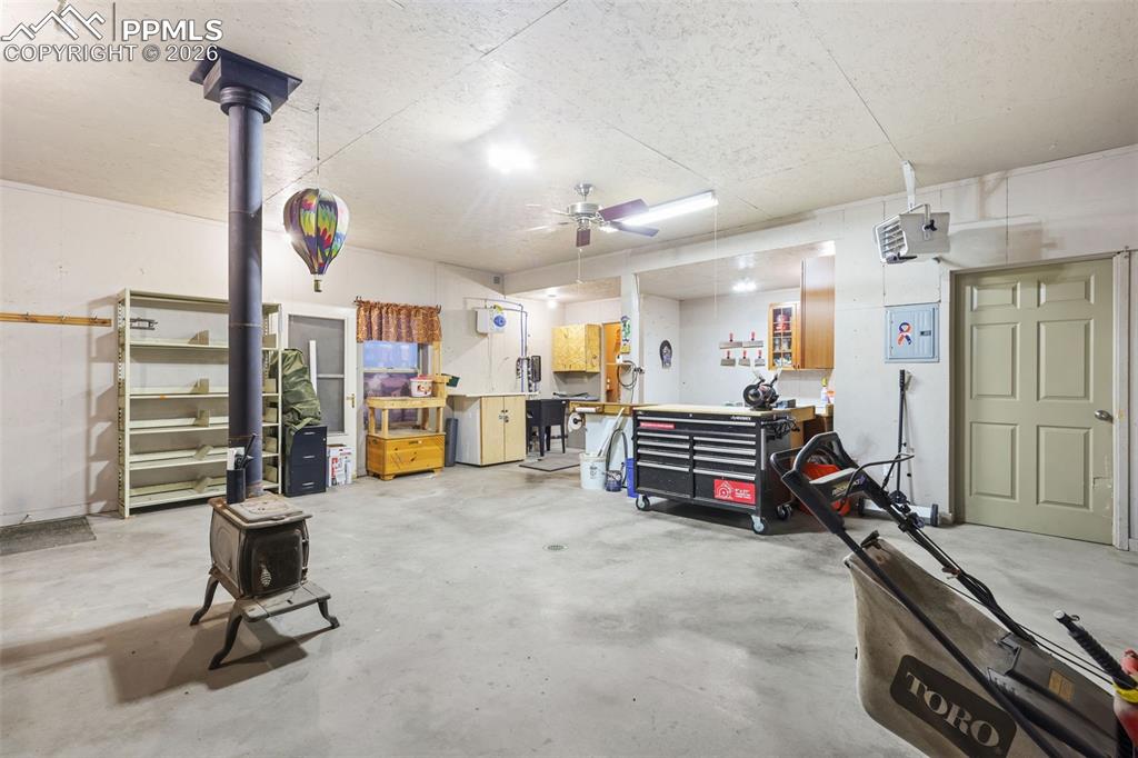 Image 38 of 50: No Description Available