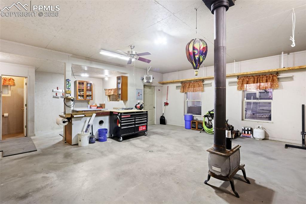 Image 41 of 50: No Description Available