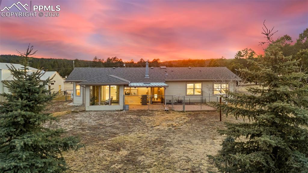 Image 45 of 50: No Description Available