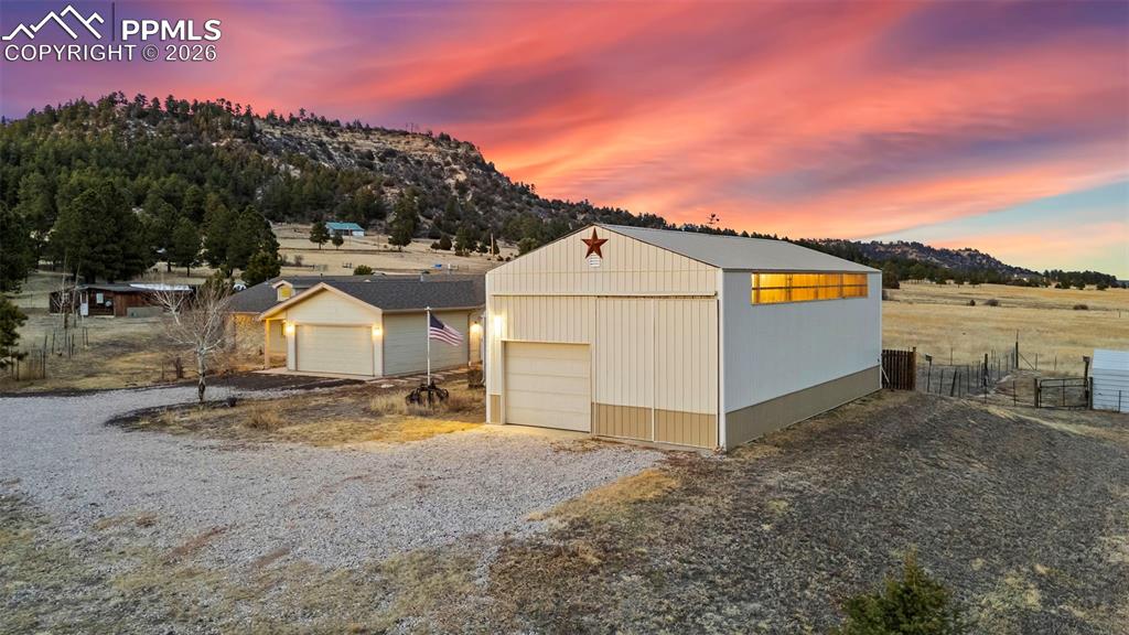 Image 50 of 50: No Description Available