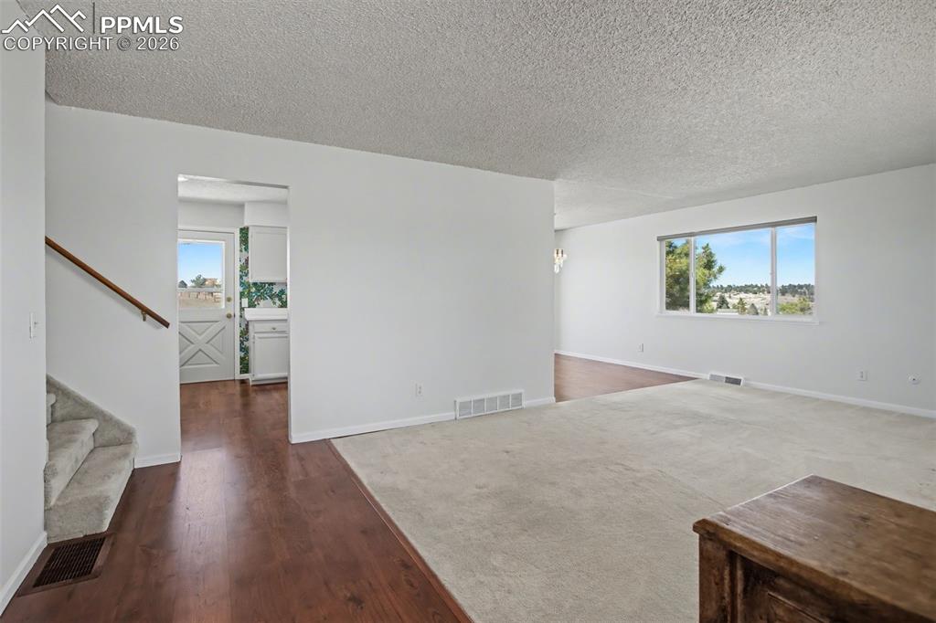 Image 11 of 33: Living Room