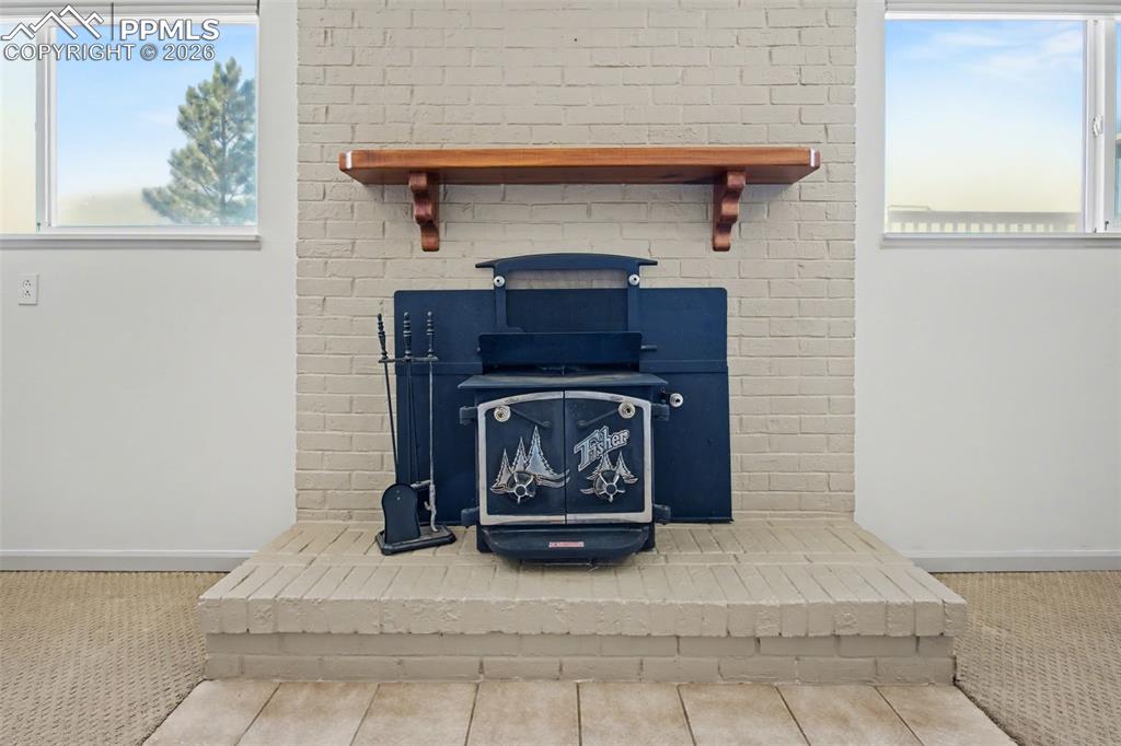 Image 21 of 33: Fireplace