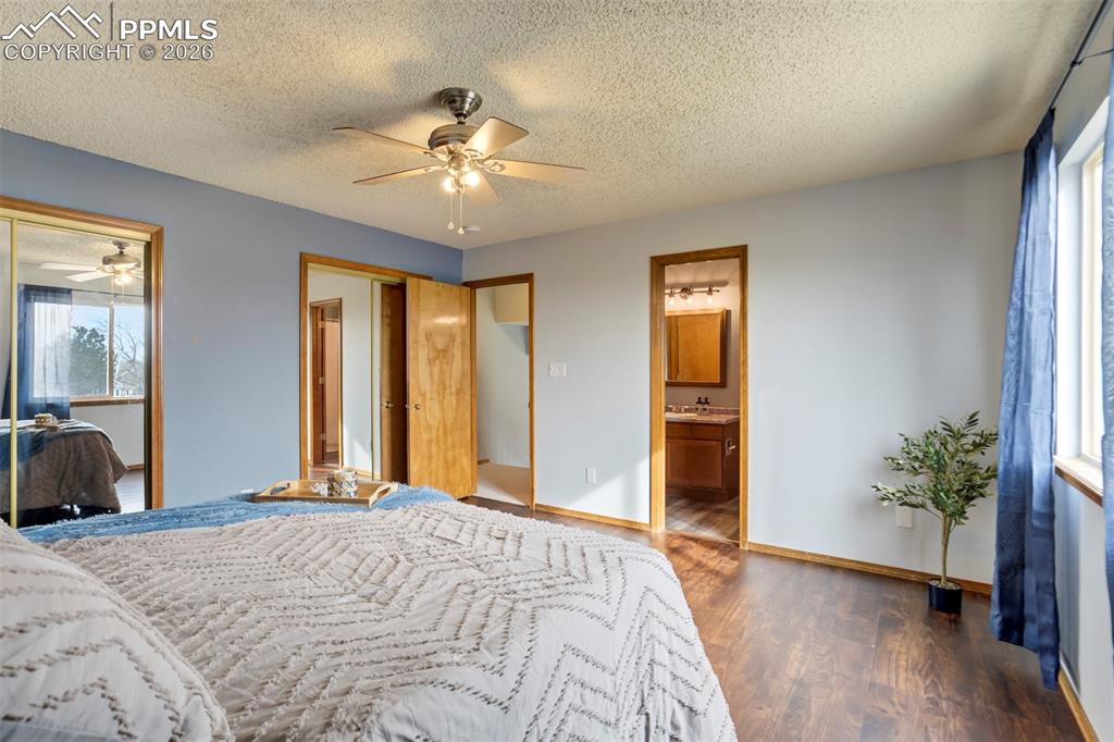 Image 14 of 34: primary bedroom