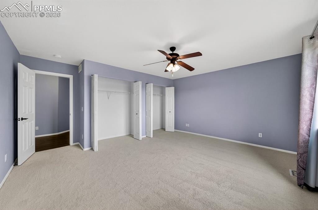 Image 13 of 50: Bedroom