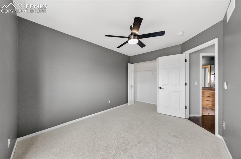 Image 24 of 50: Bedroom