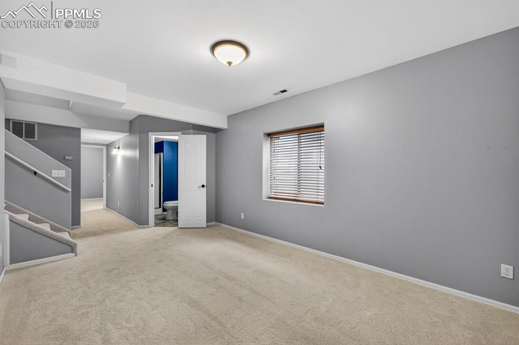 Image 40 of 50: Family Room