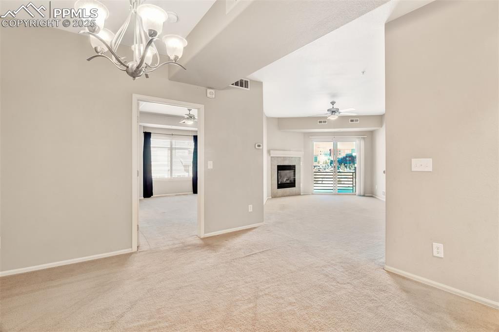 Image 5 of 23: Dining Room