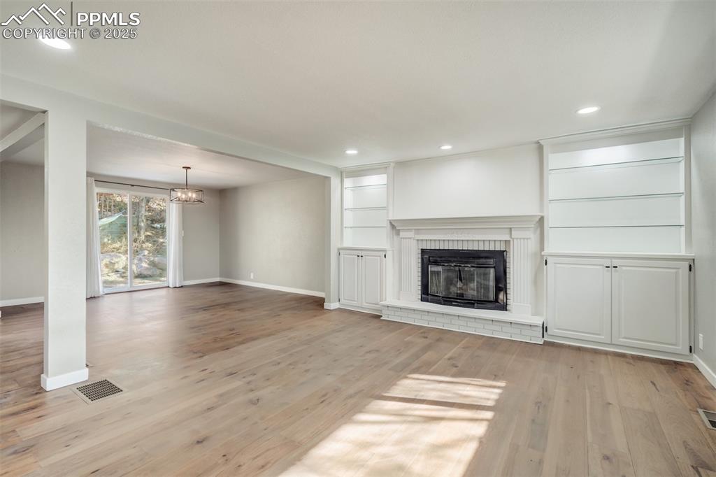 Image 11 of 28: Living Room