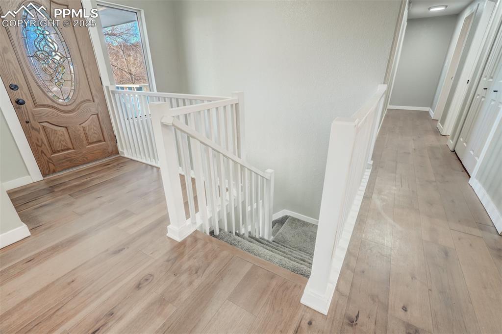 Image 22 of 28: Entry